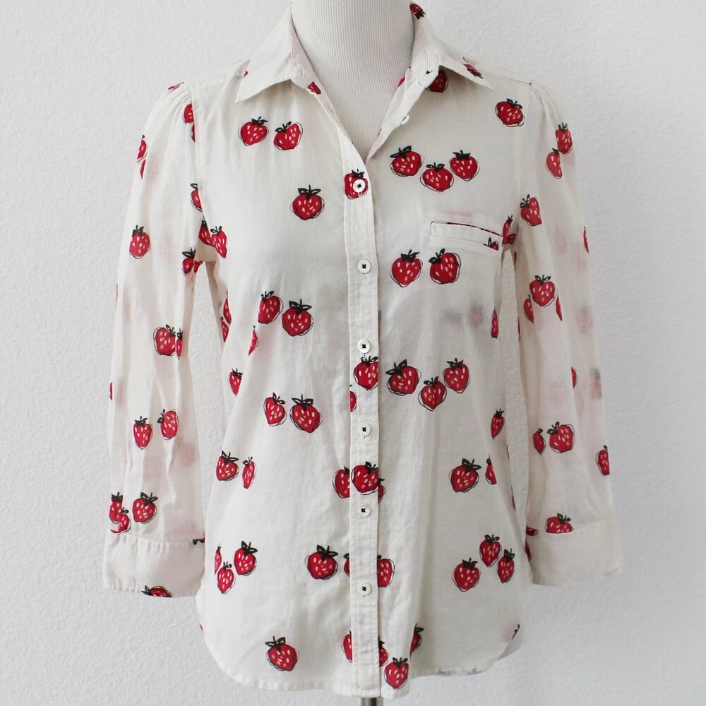 Anthropologie HD in Paris Hanalei Strawberry Print Button Down Blouse Shirt, 00